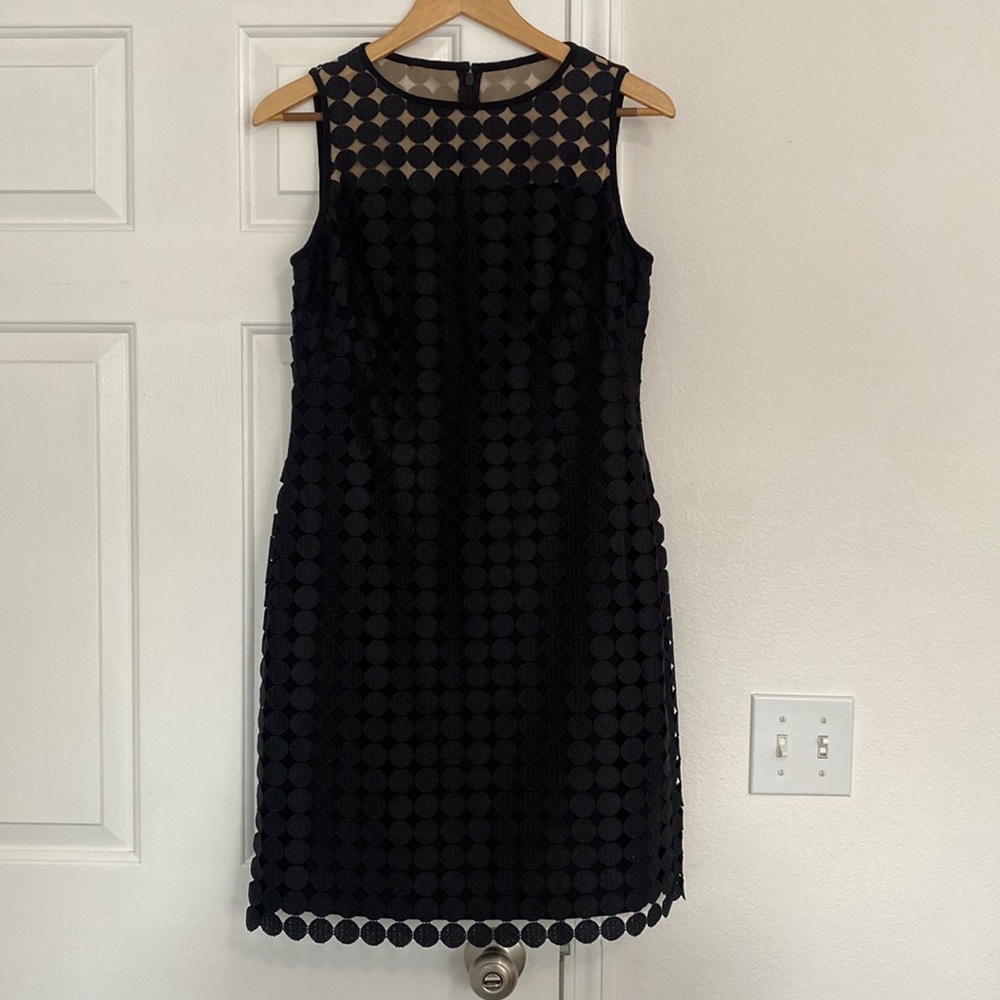 Ralph Lauren cocktail shift dress with beautiful lace like pattern.
